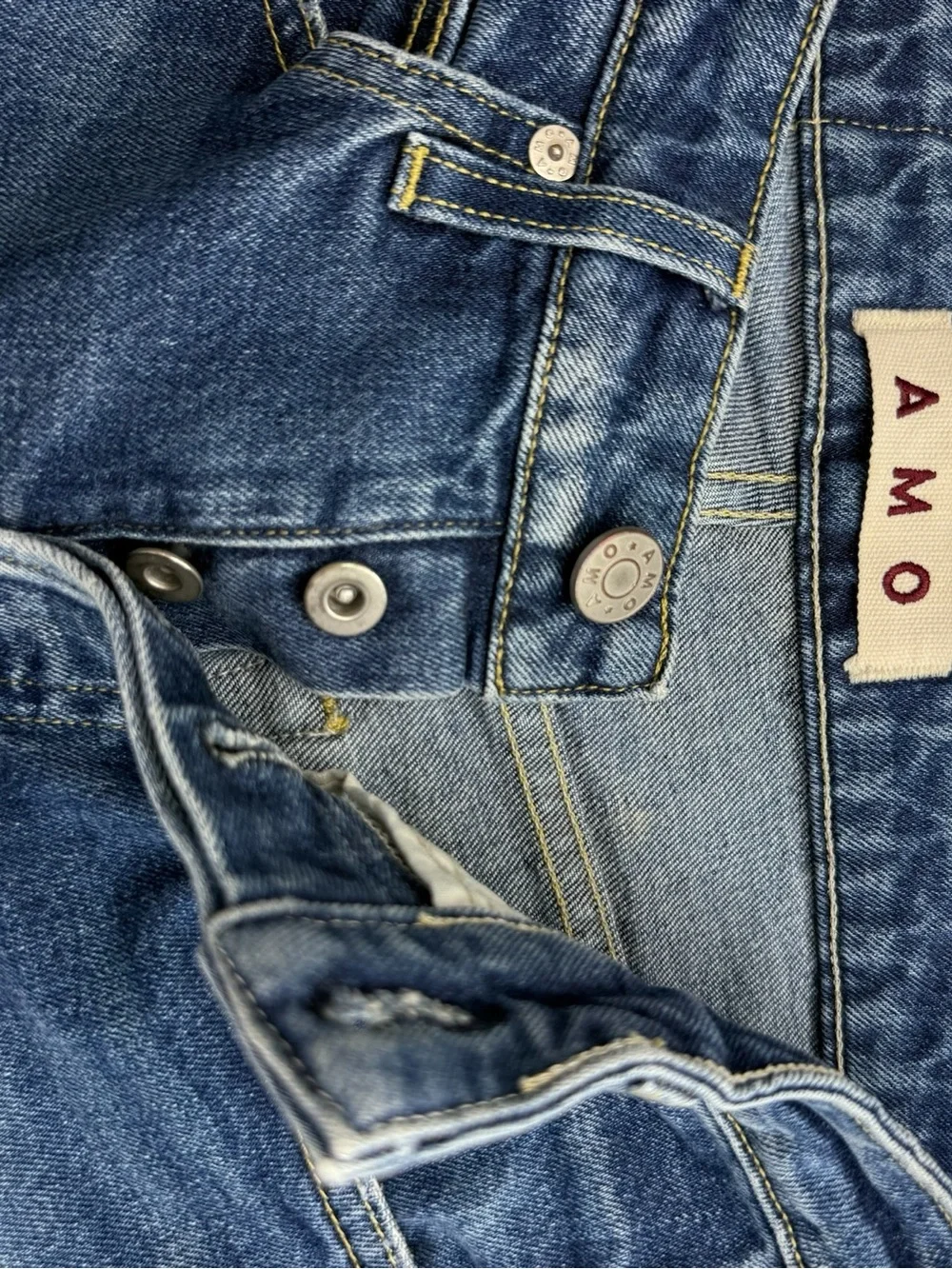 AMO True Blue Babe Cropped Skinny Jeans Size 26 E0963